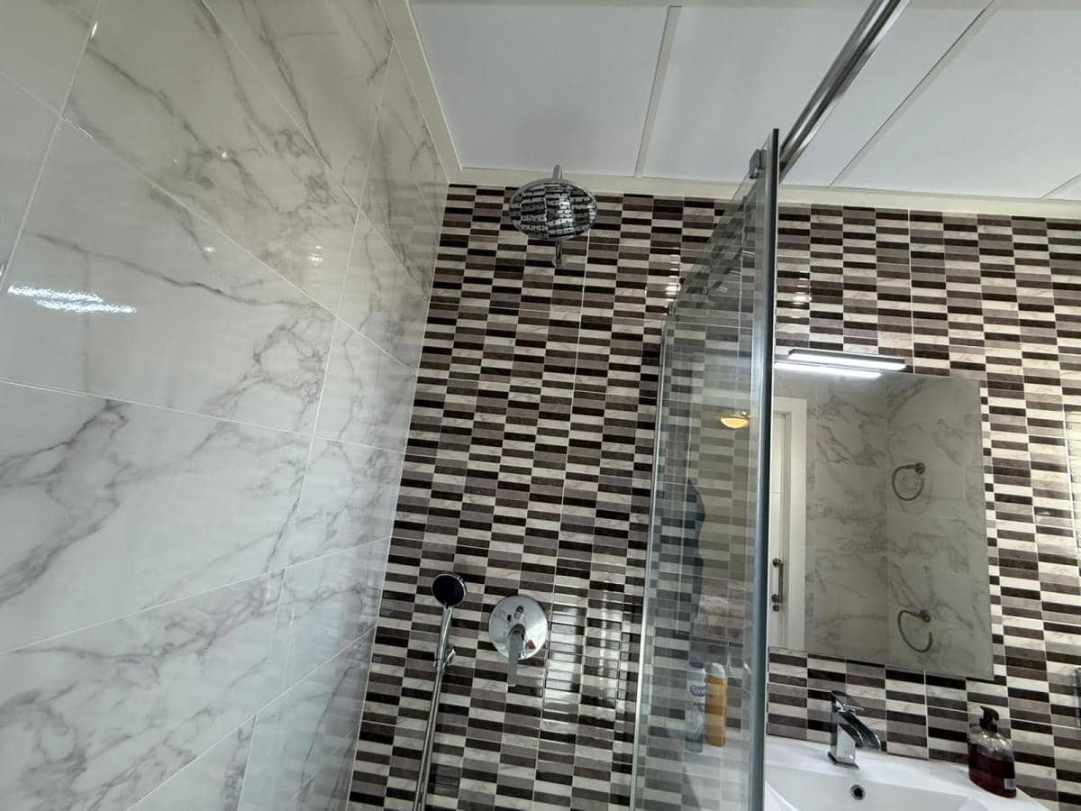 3 quarto Moradia para venda em Los Montesinos com piscina - 379 900 € (Ref: 9582425)