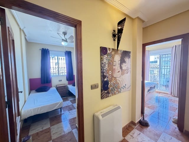 2 makuuhuone Paritalo myytävänä paikassa Villamartin, Orihuela mukana uima-altaan - 189 995 € (Ref: 9585493)