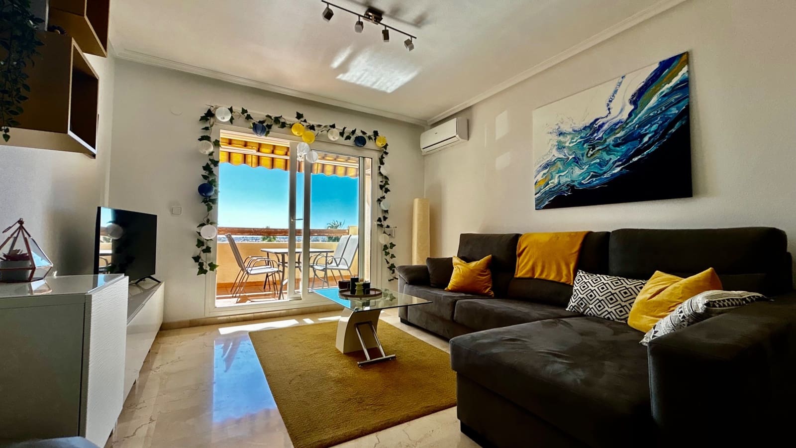 2 bedroom Apartment for sale in Playa Flamenca with pool garage - € 194,950 (Ref: 9606492)