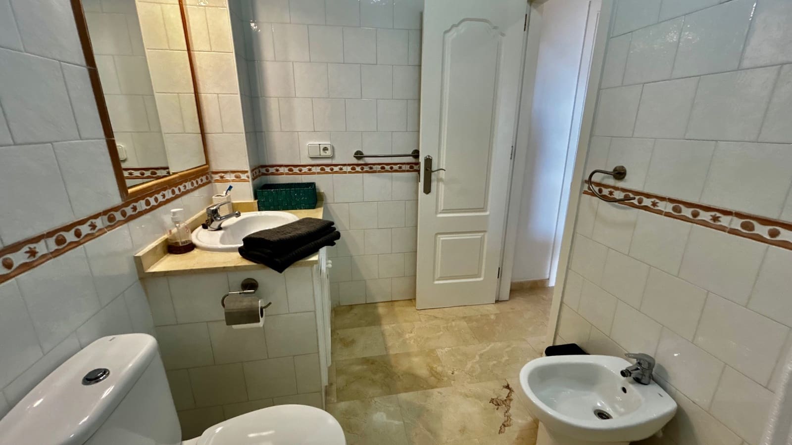 2 bedroom Apartment for sale in Playa Flamenca with pool garage - € 194,950 (Ref: 9606492)