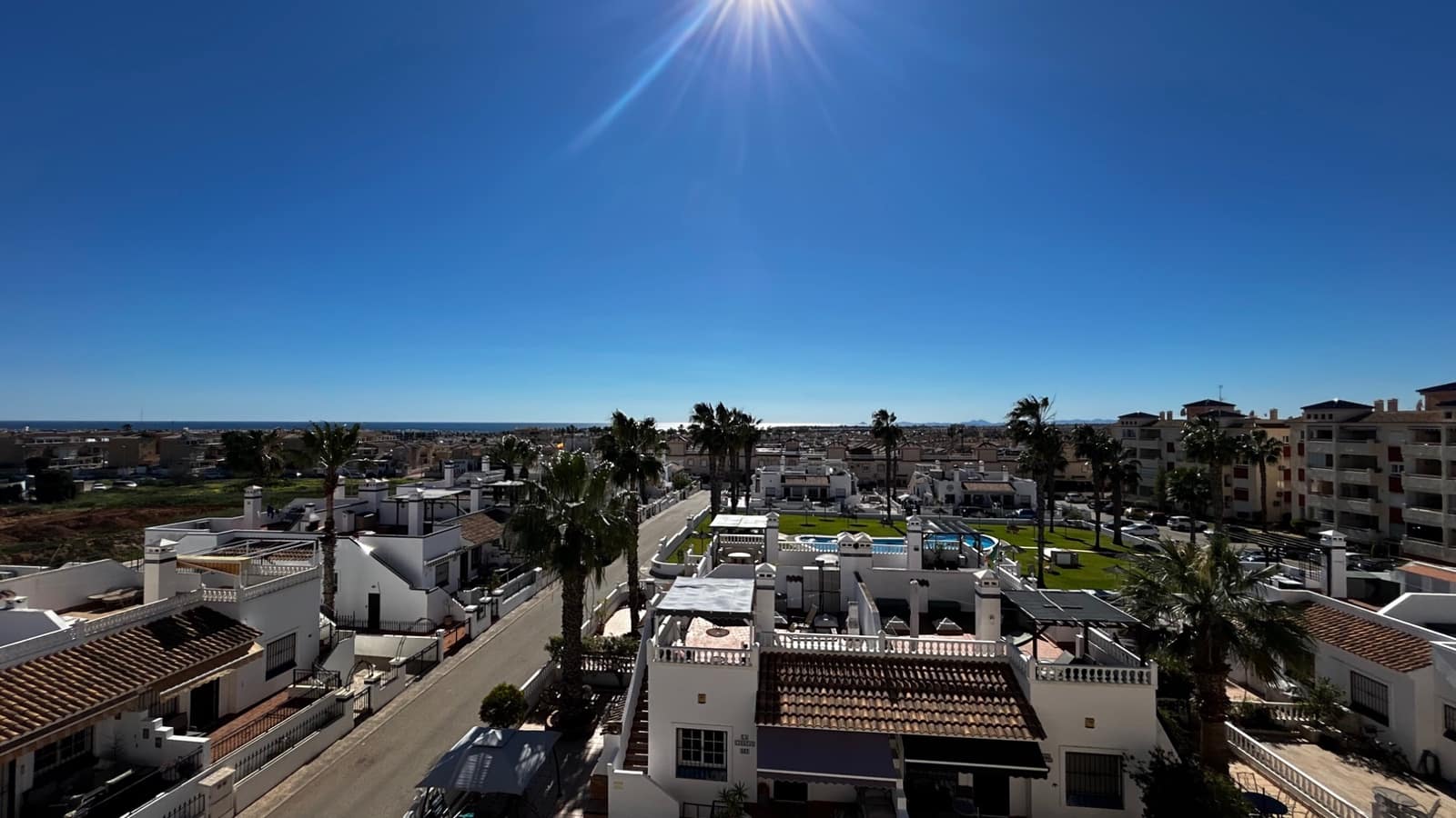 2 bedroom Apartment for sale in Playa Flamenca with pool garage - € 194,950 (Ref: 9606492)