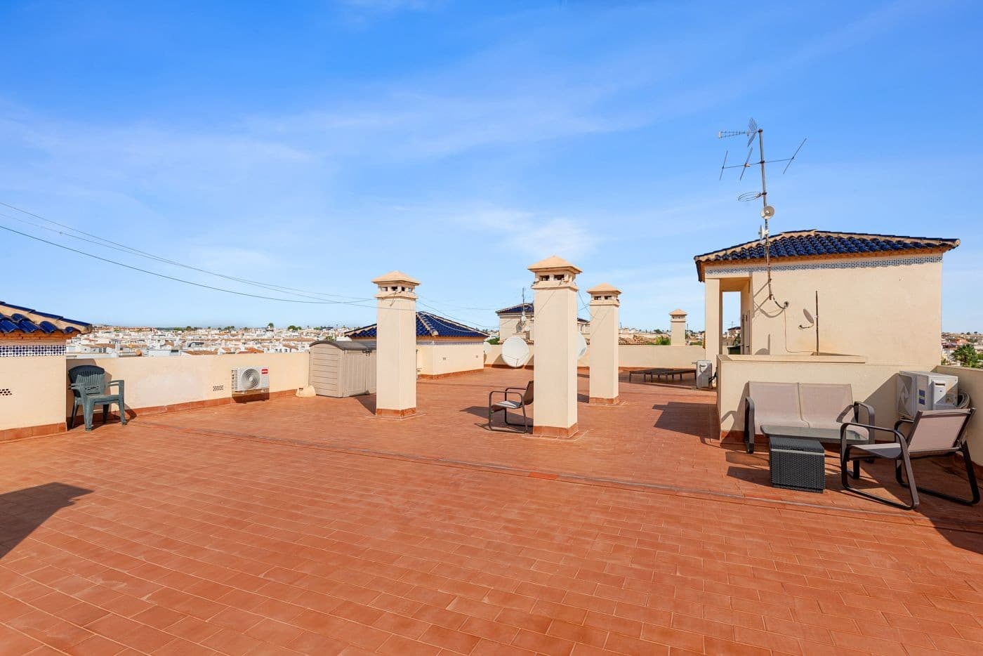 2 bedroom Apartment for sale in Playa Flamenca with pool garage - € 194,950 (Ref: 9606492)