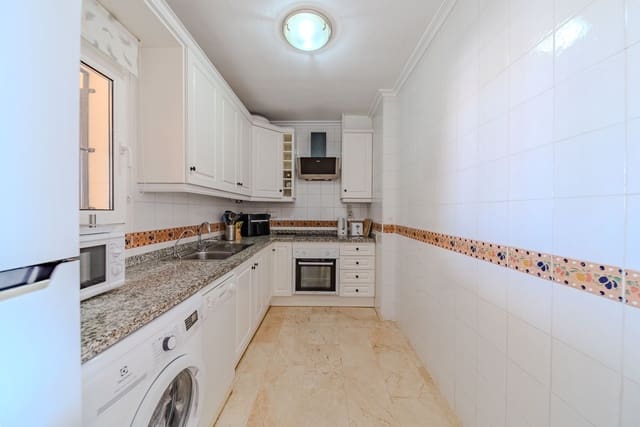 2 sovrum Lägenhet till salu i Playa Flamenca, Orihuela med pool garage - 194 950 € (Ref: 9606492)