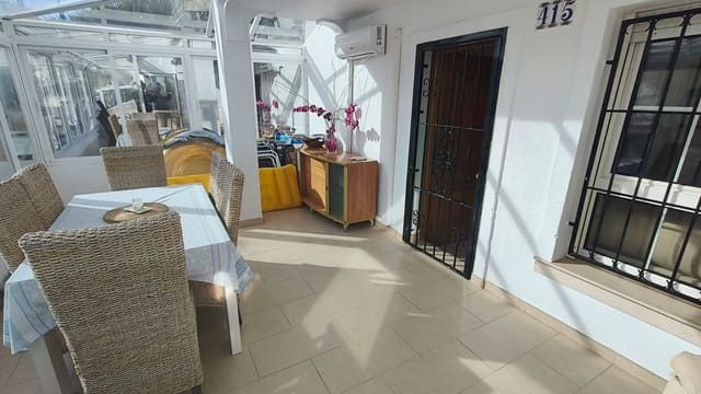 2 chambre Appartement à vendre à Villamartin, Orihuela avec piscine garage - 165 000 € (Ref: 9610156)