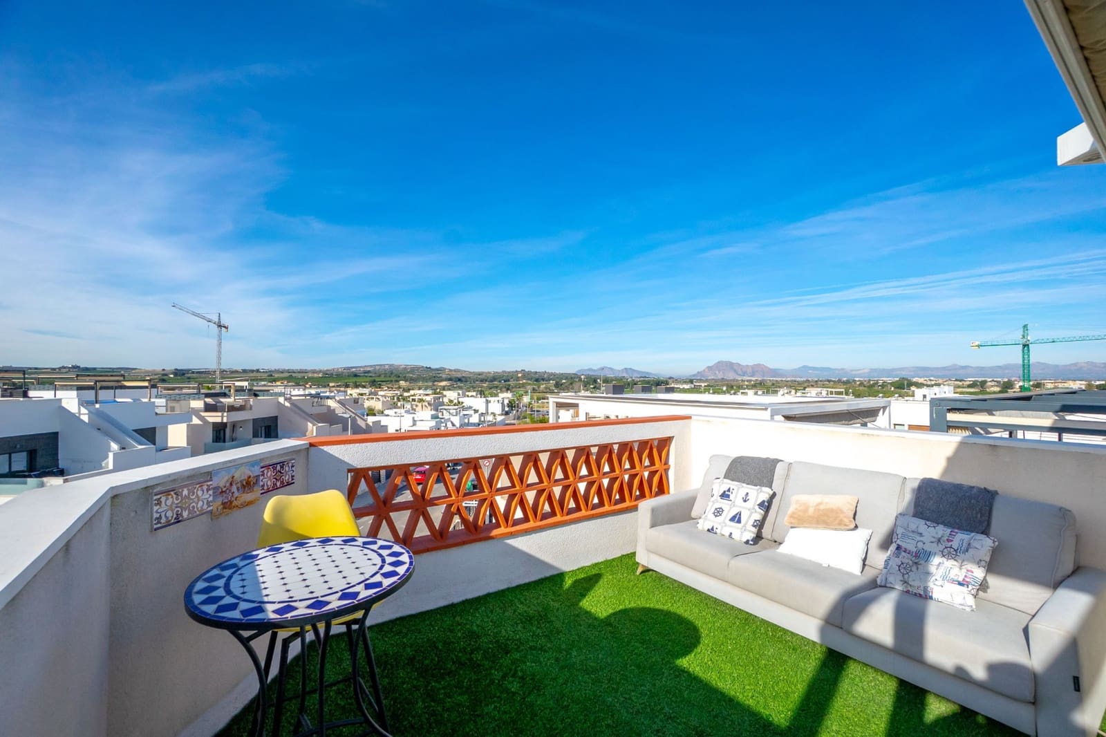 2 soveværelse Villa til salg i Benijofar med swimmingpool garage - € 349.000 (Ref: 9615144)