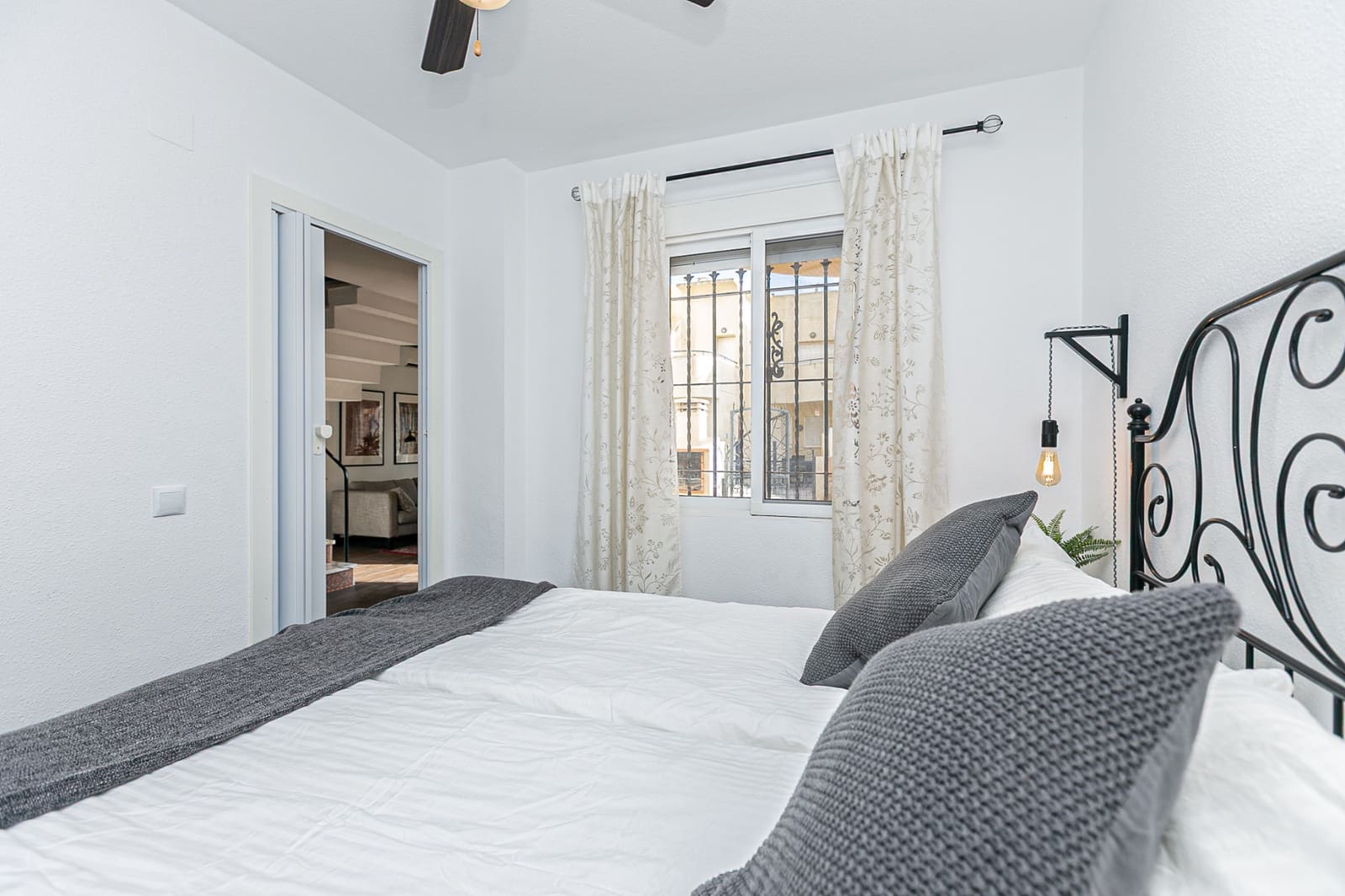 2 Zimmer Haus zu verkaufen in Torrevieja mit Pool - 174.900 € (Ref: 9640249)