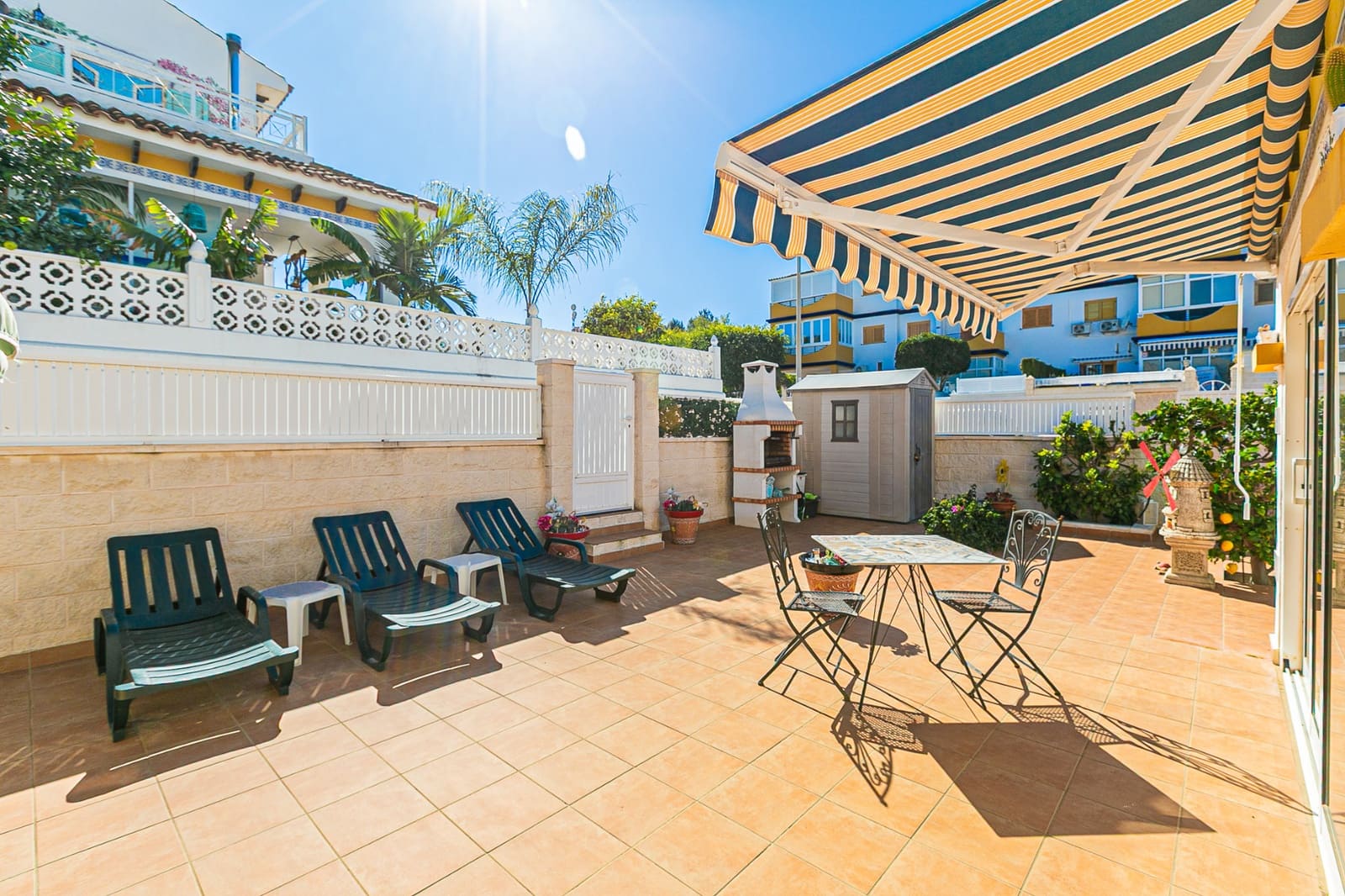 Pareado de 2 habitaciones en Pilar de la Horadada en venta con piscina - 235.000 € (Ref: 9640255)