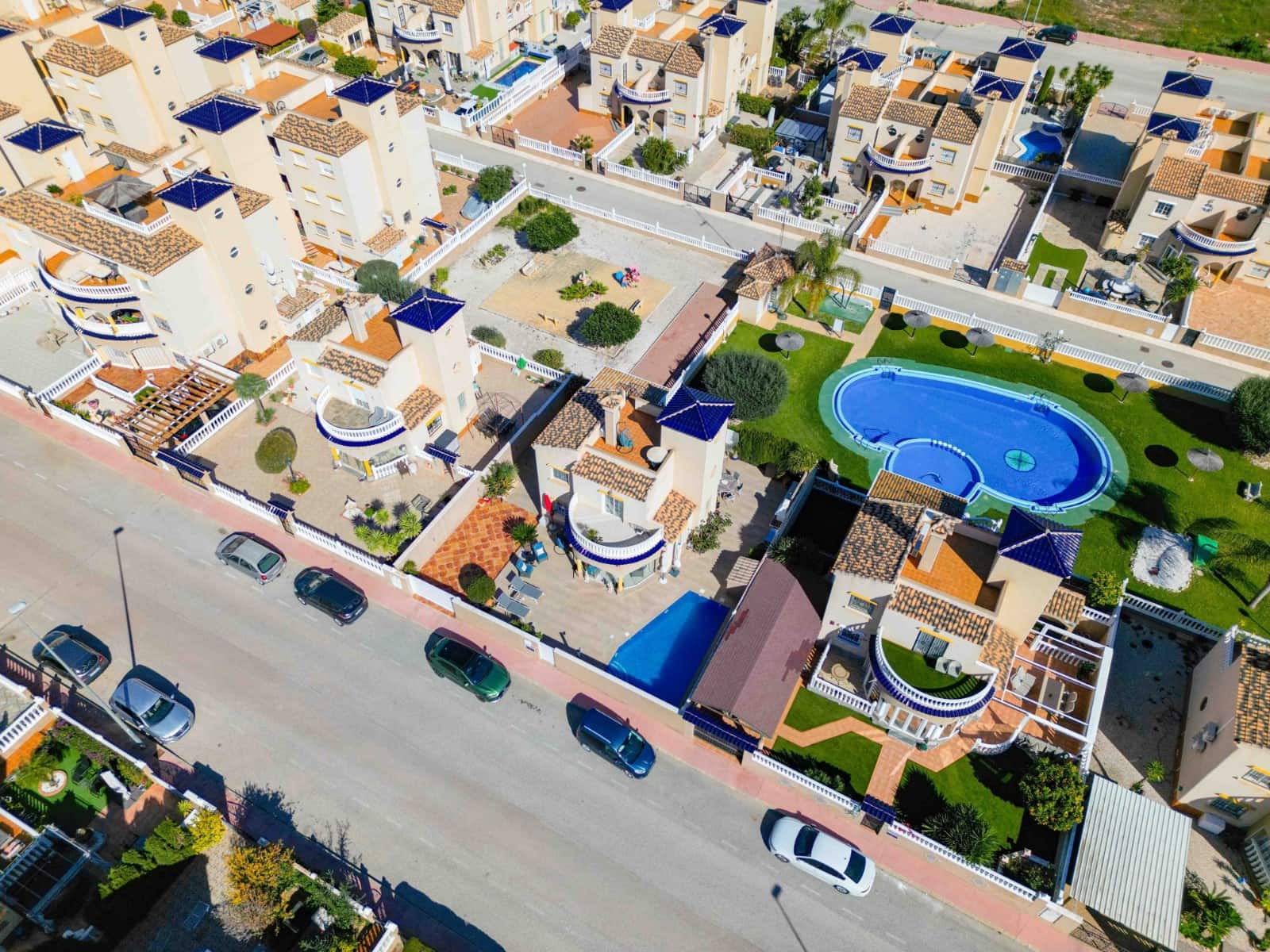 3 camera da letto Villa in vendita in Cabo Roig con piscina garage - 449.950 € (Rif: 9640656)