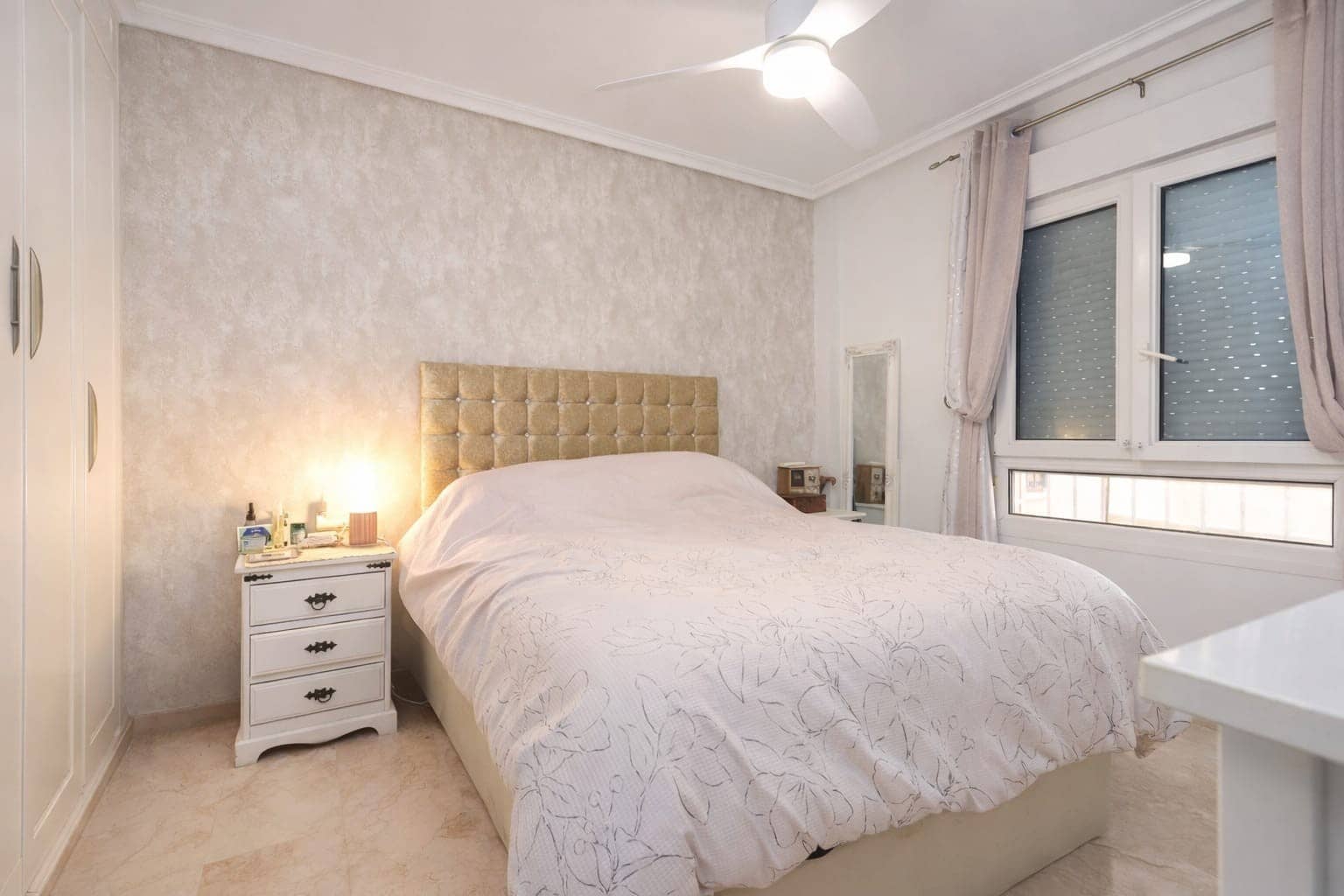 2 Zimmer Apartment zu verkaufen in Playa Flamenca mit Pool Garage - 189.950 € (Ref: 9646735)