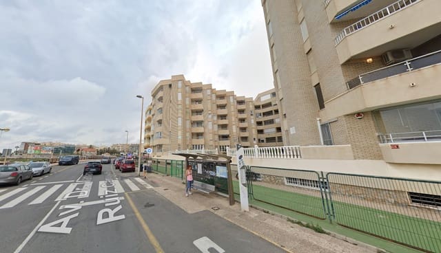Huoneisto myytävänä paikassa Avenida Habaneras - Curva de Palangre, Torrevieja - 115 000 € (Ref: 9651662)
