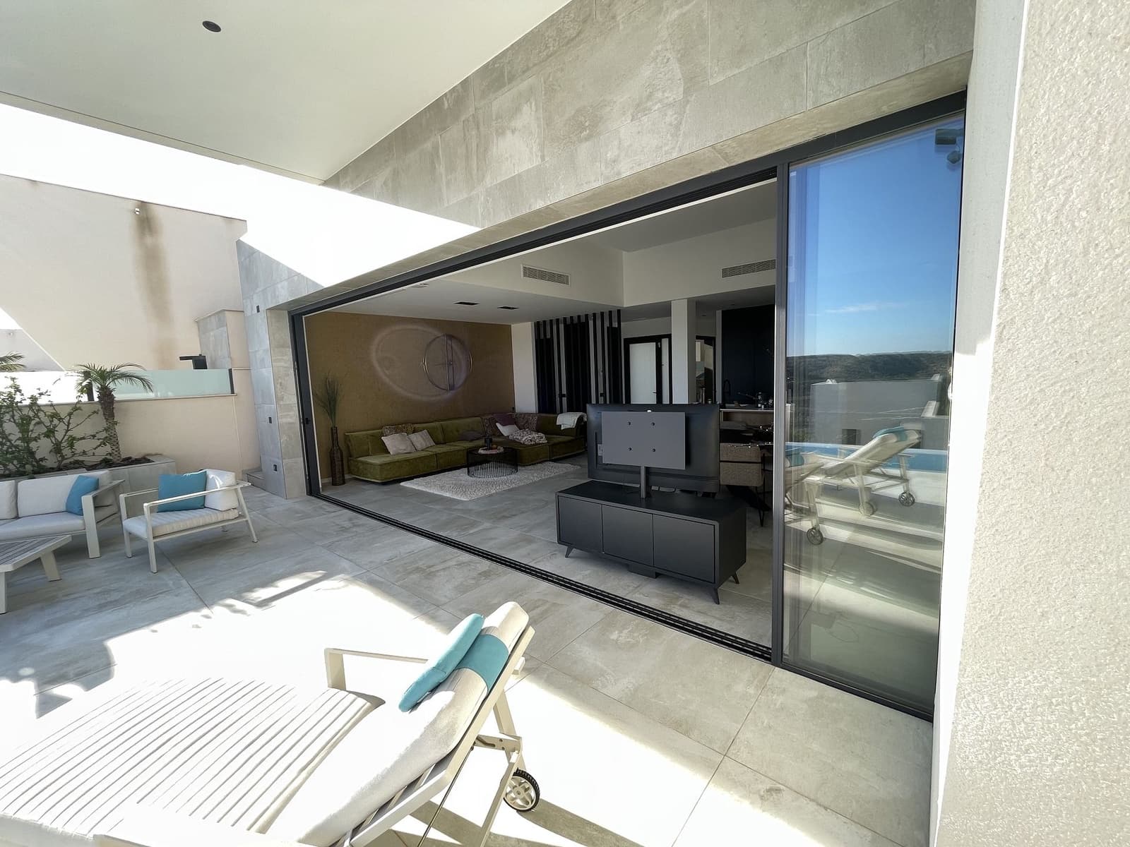 4 chambre Villa/Maison à vendre à Ciudad Quesada avec piscine garage - 699 000 € (Ref: 9676006)