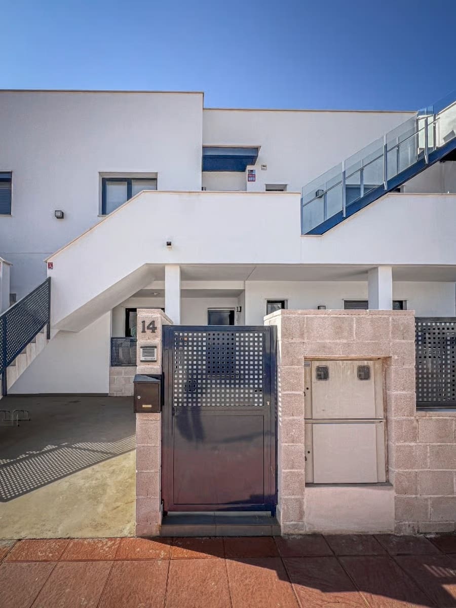 3 bedroom Apartment for sale in Santiago de la Ribera with pool - € 299,000 (Ref: 9676007)