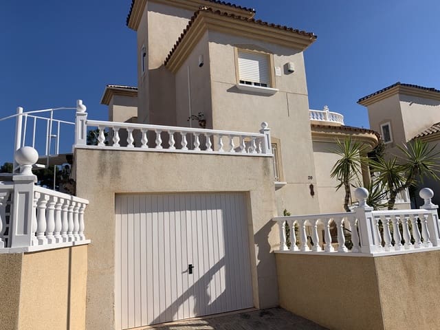 Chalet de 3 habitaciones en Villamartin, Orihuela en venta con piscina garaje - 299.950 € (Ref: 9679545)