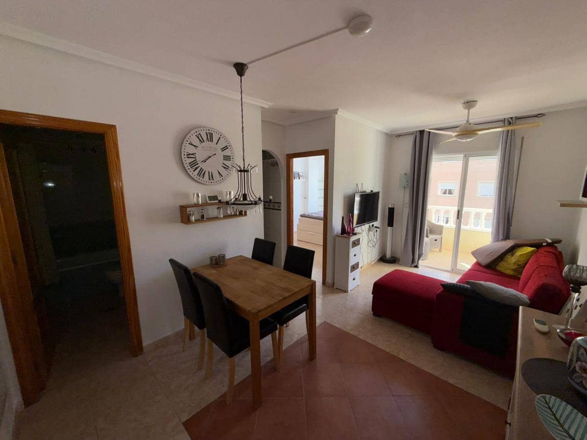 1 slaapkamer Appartement te koop in Torrevieja - € 109.999 (Ref: 9682377)