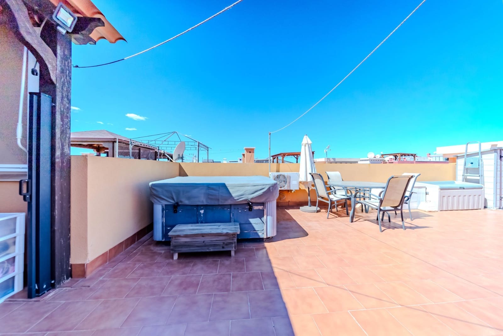 2 chambre Appartement à vendre à Los Altos avec piscine garage - 159 000 € (Ref: 9687562)