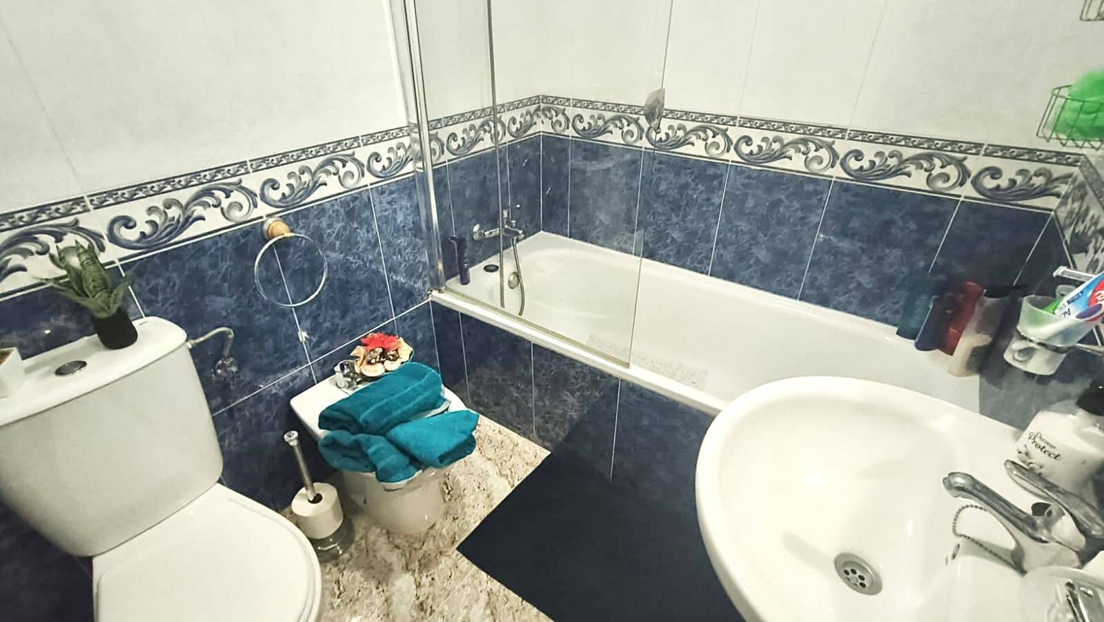 2 bedroom Apartment for sale in Villamartin with pool - € 129,000 (Ref: 9693240)