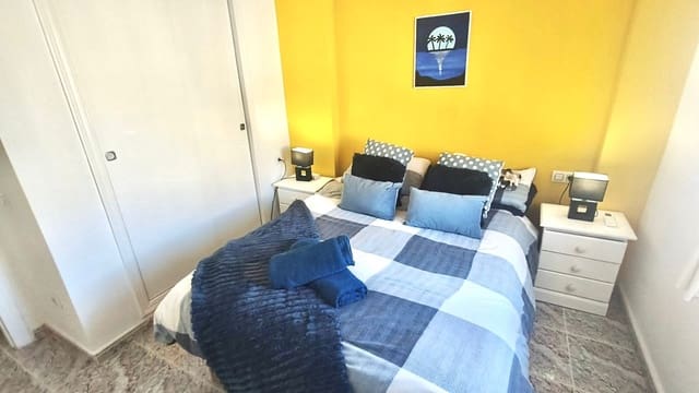 2 slaapkamer Appartement te koop in Villamartin, Orihuela met zwembad - € 129.000 (Ref: 9693240)