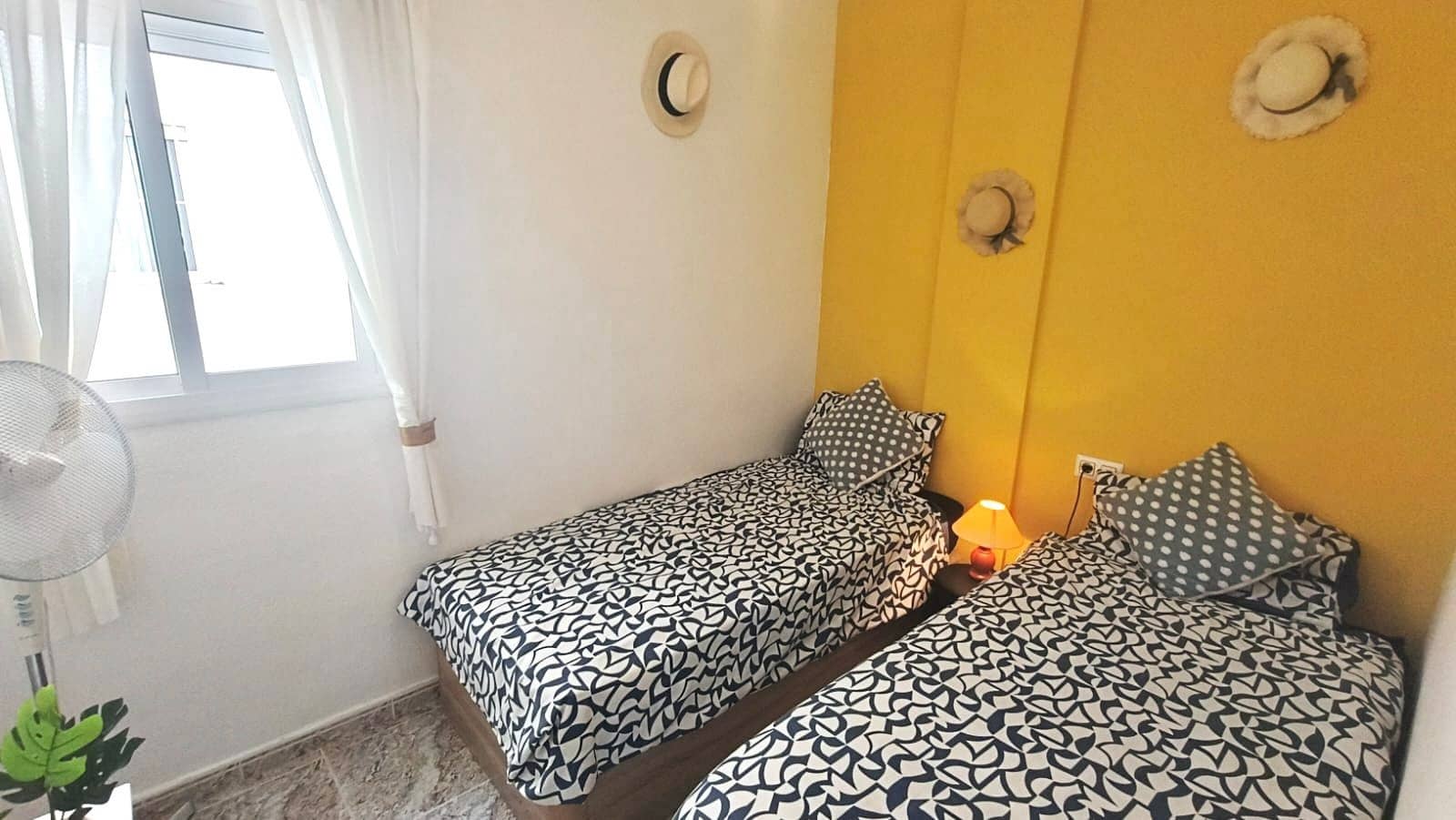 2 bedroom Apartment for sale in Villamartin with pool - € 129,000 (Ref: 9693240)