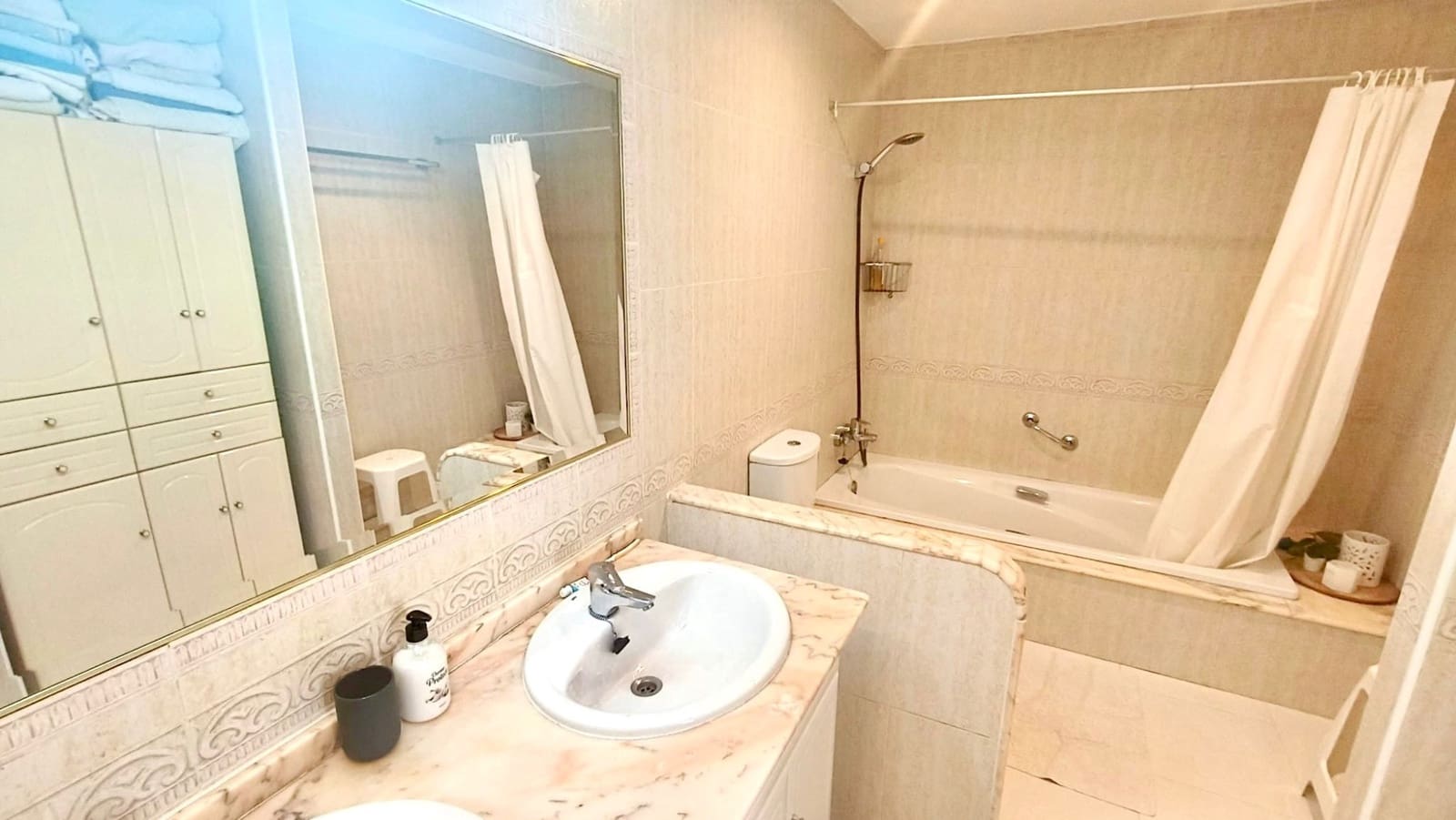 2 soveværelse Lejlighed til salg i Playa Flamenca med swimmingpool garage - € 189.000 (Ref: 9708207)