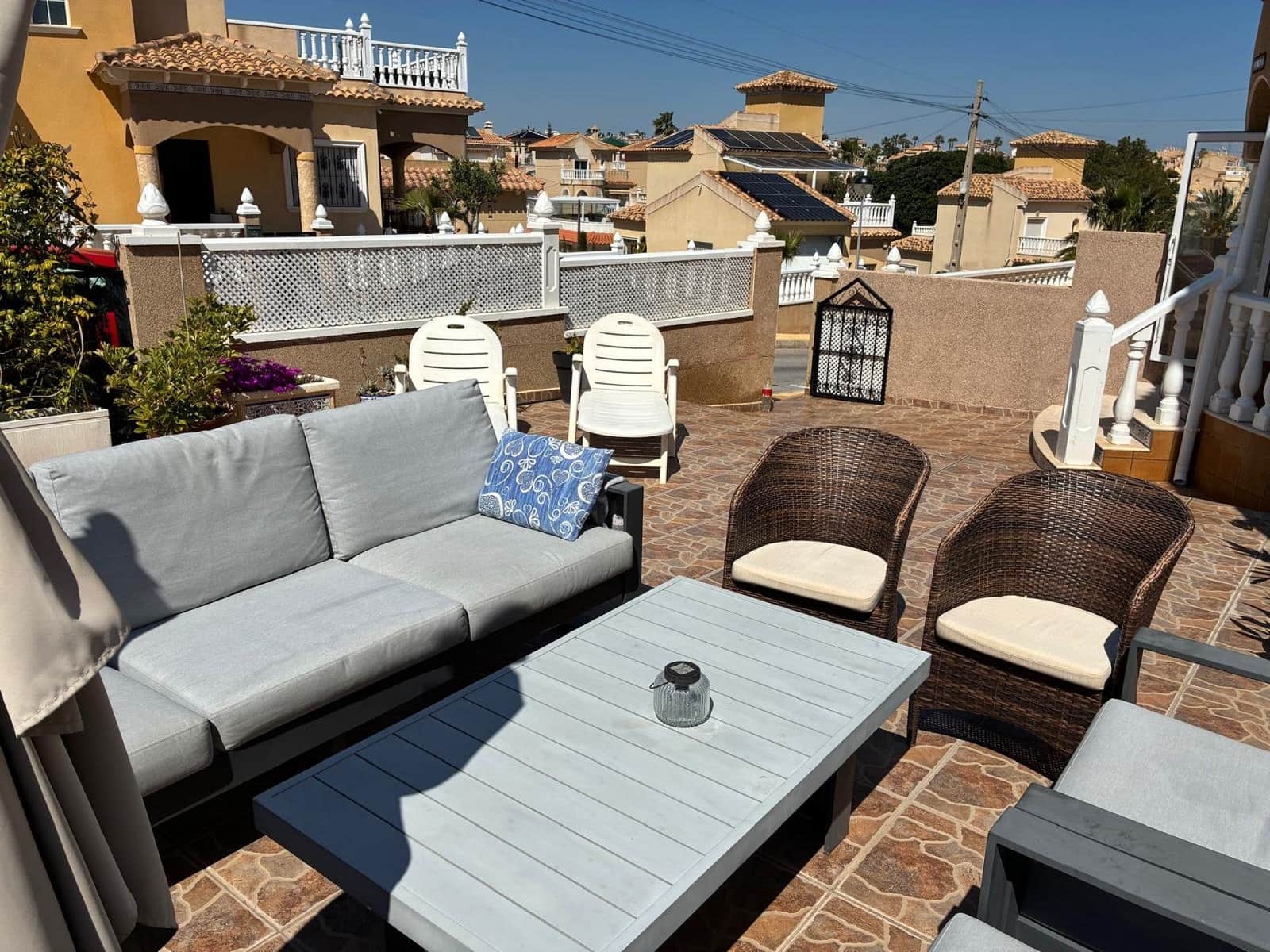 3 slaapkamer Halfvrijstaande villa te koop in Orihuela Costa met zwembad - € 249.950 (Ref: 9726514)
