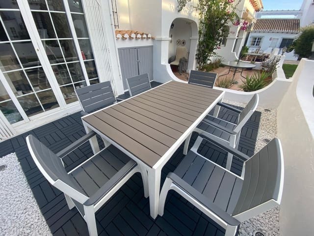 Casa de 3 habitaciones en Villamartin, Orihuela en venta con piscina - 274.950 € (Ref: 9746844)