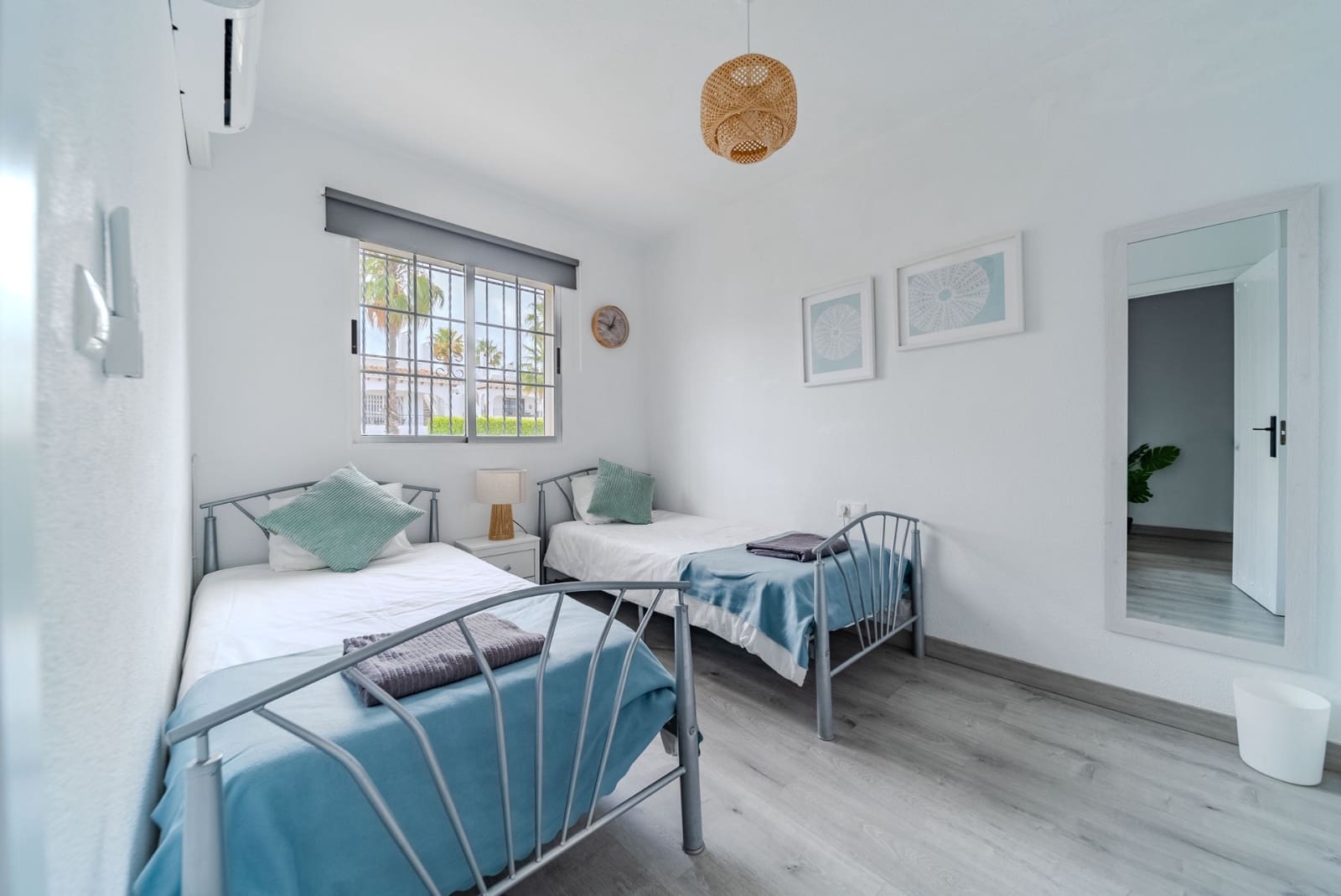 3 Zimmer Haus zu verkaufen in Villamartin mit Pool - 274.950 € (Ref: 9746844)
