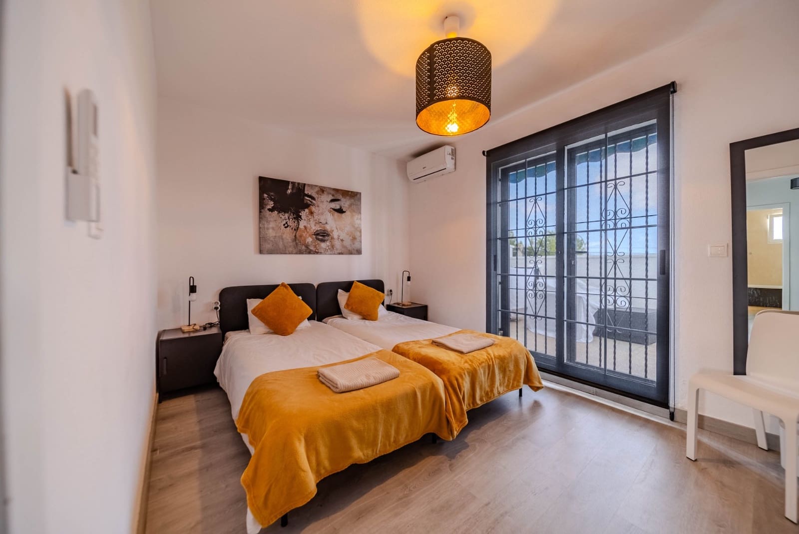 3 Zimmer Haus zu verkaufen in Villamartin mit Pool - 274.950 € (Ref: 9746844)