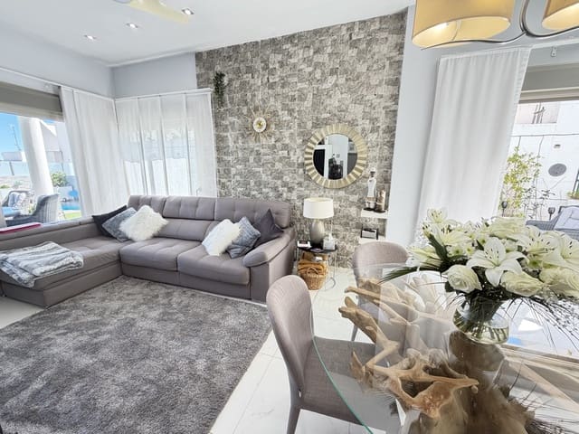 3 sypialnia Willa na sprzedaż w Villamartin, Orihuela - 460 000 € (Ref: 9746854)