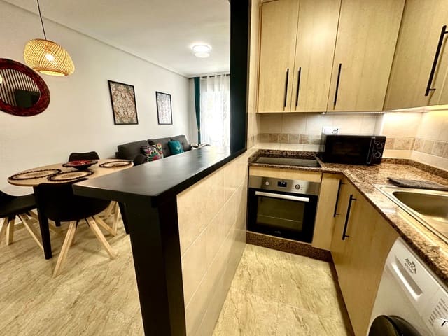 2 makuuhuone Huoneisto myytävänä paikassa Torrevieja - 162 000 € (Ref: 9788092)