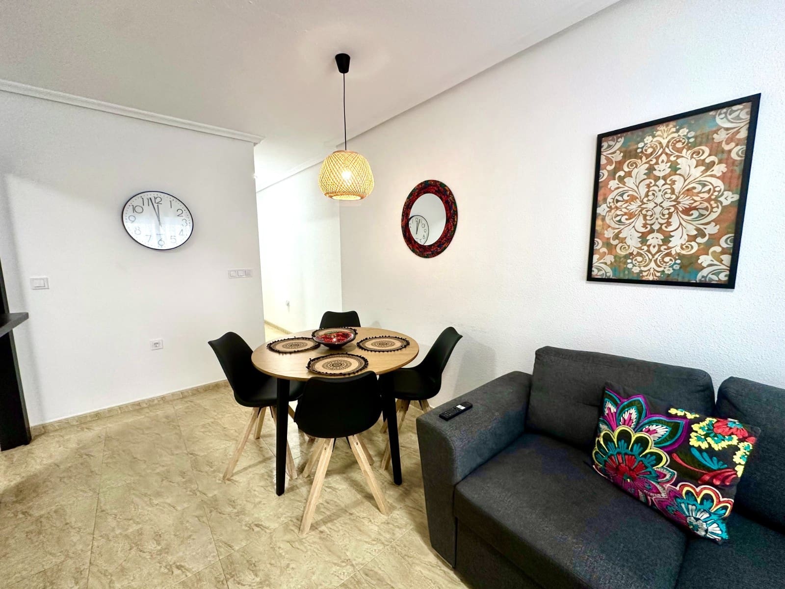 2 makuuhuone Huoneisto myytävänä paikassa Torrevieja - 162 000 € (Ref: 9788092)