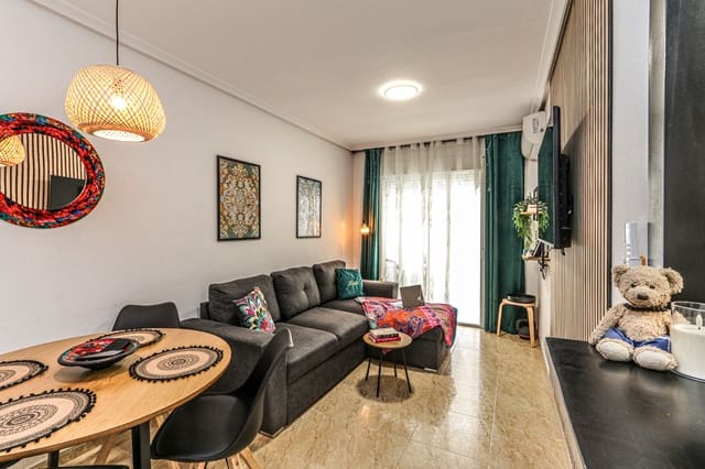 2 quarto Apartamento para venda em Torrevieja - 162 000 € (Ref: 9788092)