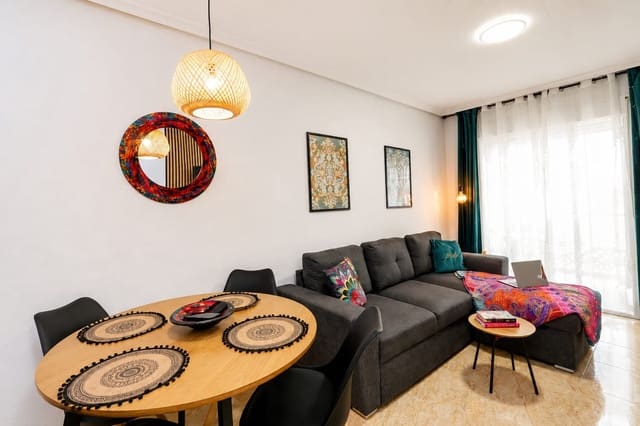 2 quarto Apartamento para venda em Torrevieja - 162 000 € (Ref: 9788092)