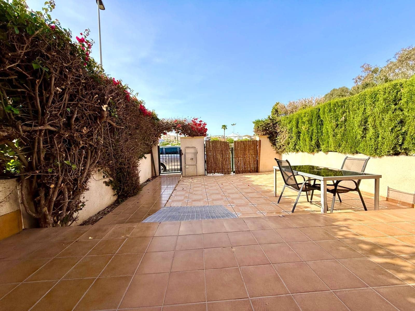 2 slaapkamer Bungalow te koop in Cabo Roig met zwembad garage - € 235.000 (Ref: 9793520)