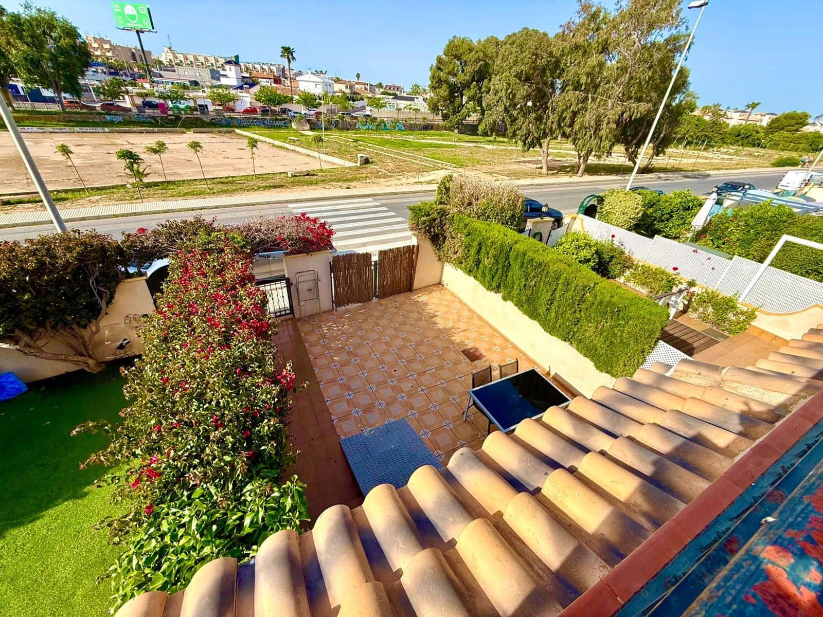 2 slaapkamer Bungalow te koop in Cabo Roig met zwembad garage - € 235.000 (Ref: 9793520)