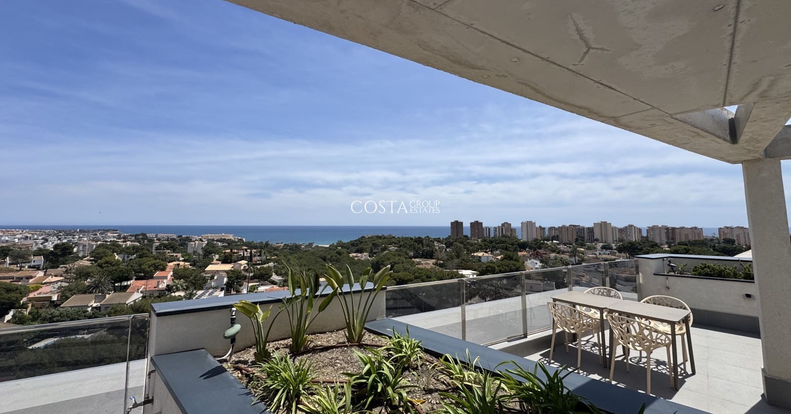 3 soveværelse Lejlighed til salg i Dehesa de Campoamor med swimmingpool - € 349.000 (Ref: 9814208)