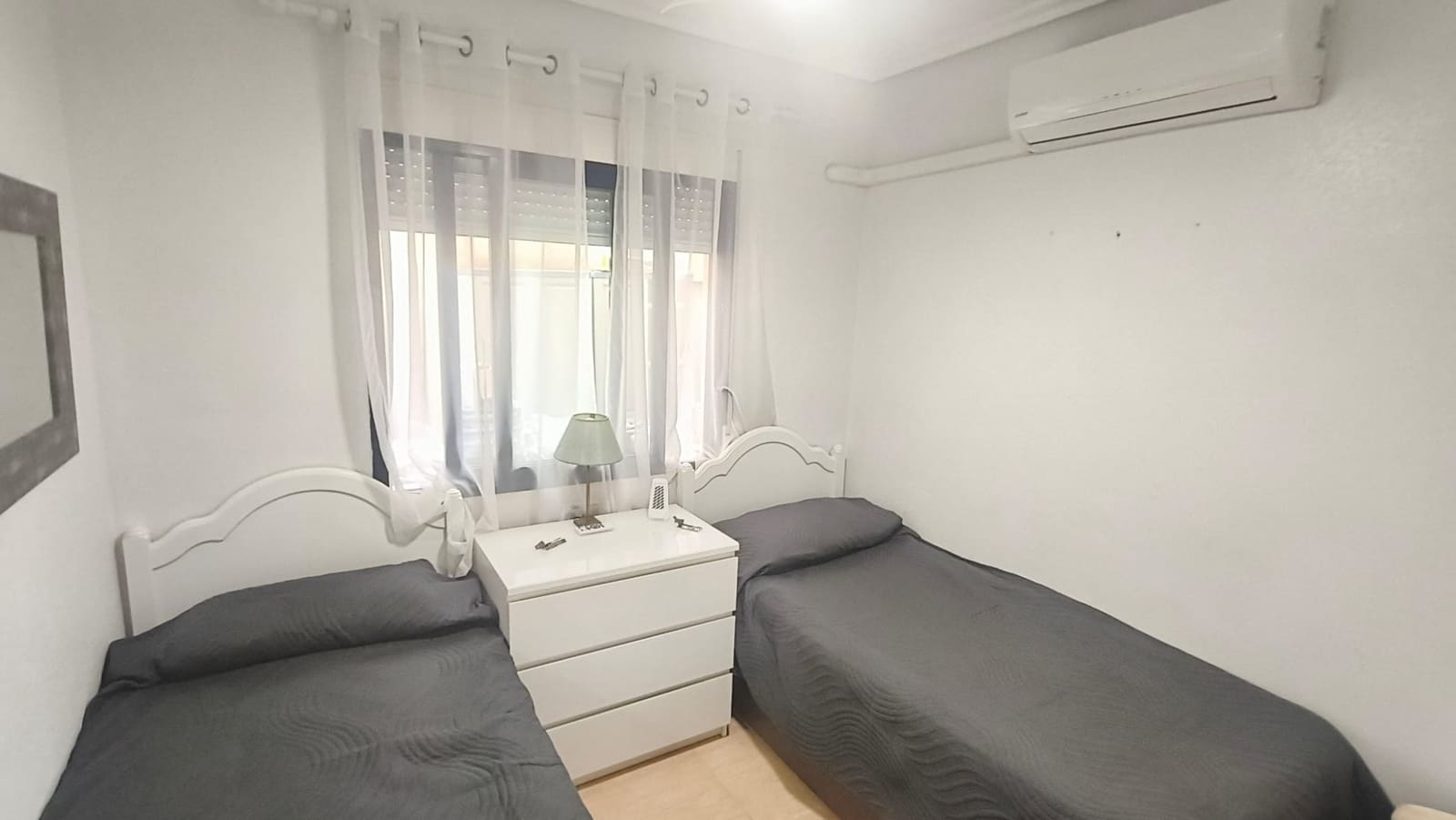 2 slaapkamer Appartement te koop in La Zenia met zwembad garage - € 189.000 (Ref: 9816551)