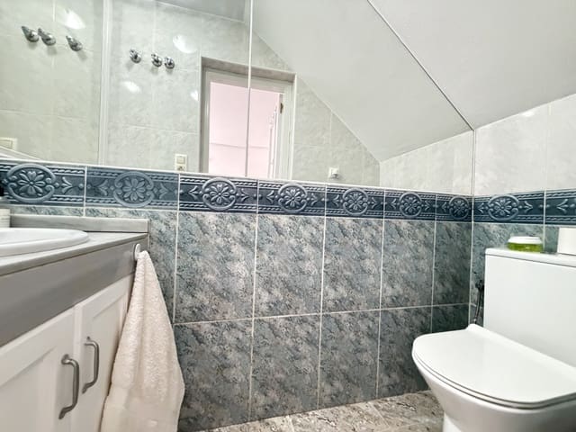 2 quarto Casa em Banda para venda em Villamartin, Orihuela - 179 995 € (Ref: 9819956)
