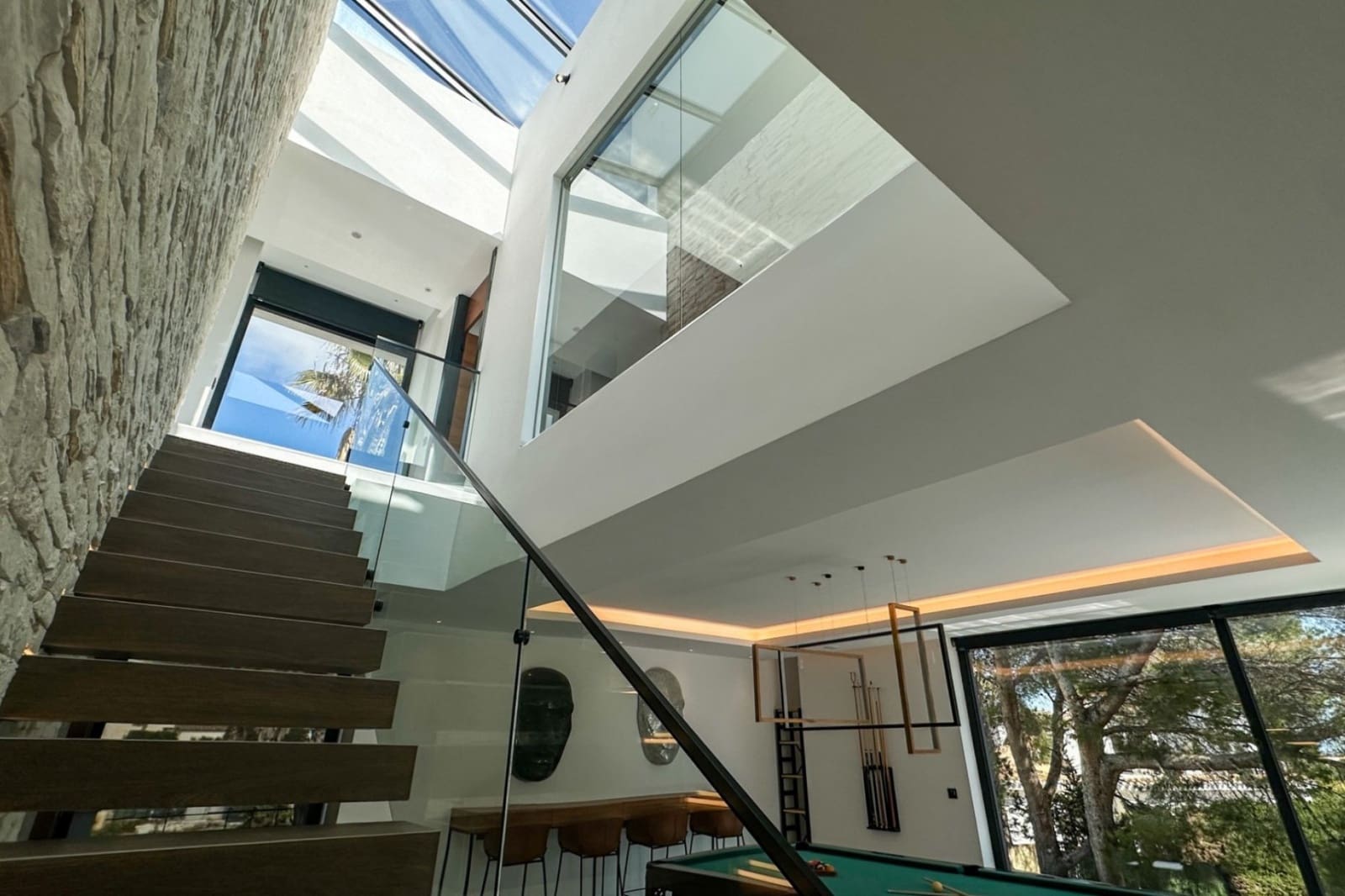 4 soveværelse Villa til salg i Villamartin med swimmingpool garage - € 2.950.000 (Ref: 9824237)