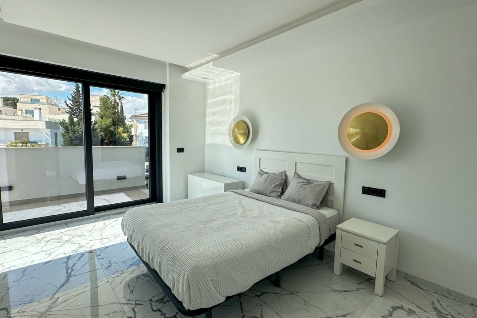 4 soveværelse Villa til salg i Villamartin med swimmingpool garage - € 2.950.000 (Ref: 9824237)
