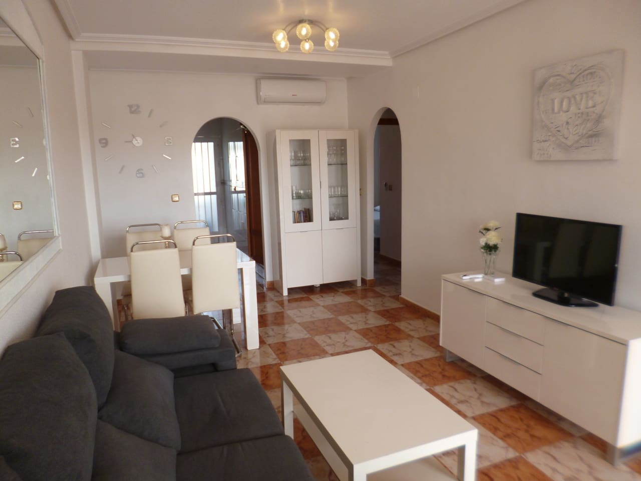 2 soveværelse Lejlighed til salg i Cabo Roig med swimmingpool - € 165.000 (Ref: 9830206)