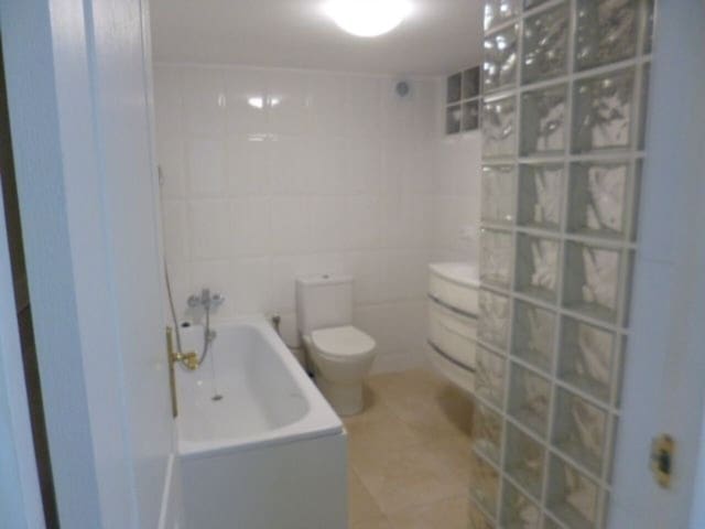 5 Zimmer Villa zu verkaufen in Villamartin, Orihuela mit Pool - 449.000 € (Ref: 9830216)