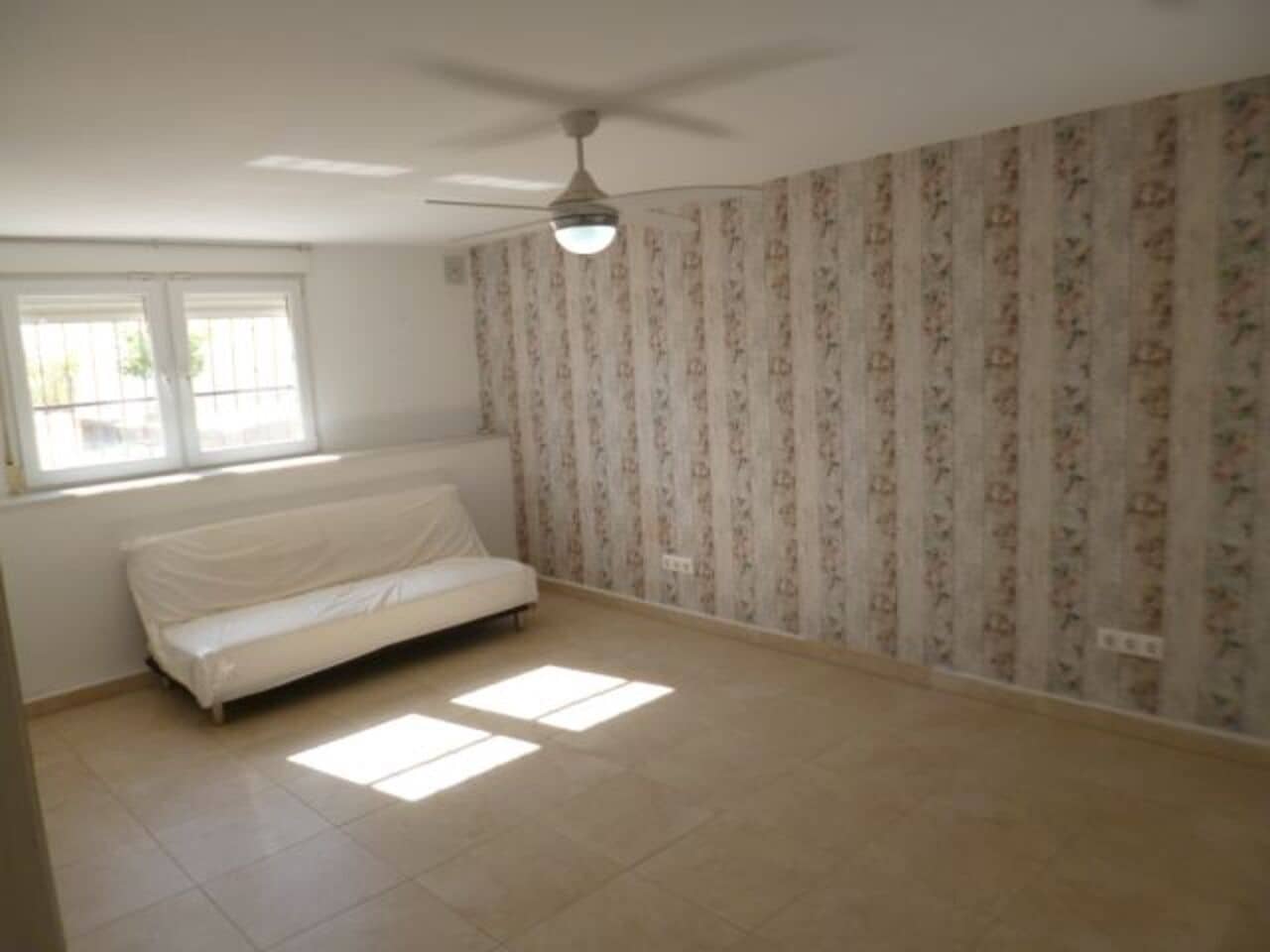 5 Zimmer Villa zu verkaufen in Villamartin mit Pool - 449.000 € (Ref: 9830216)