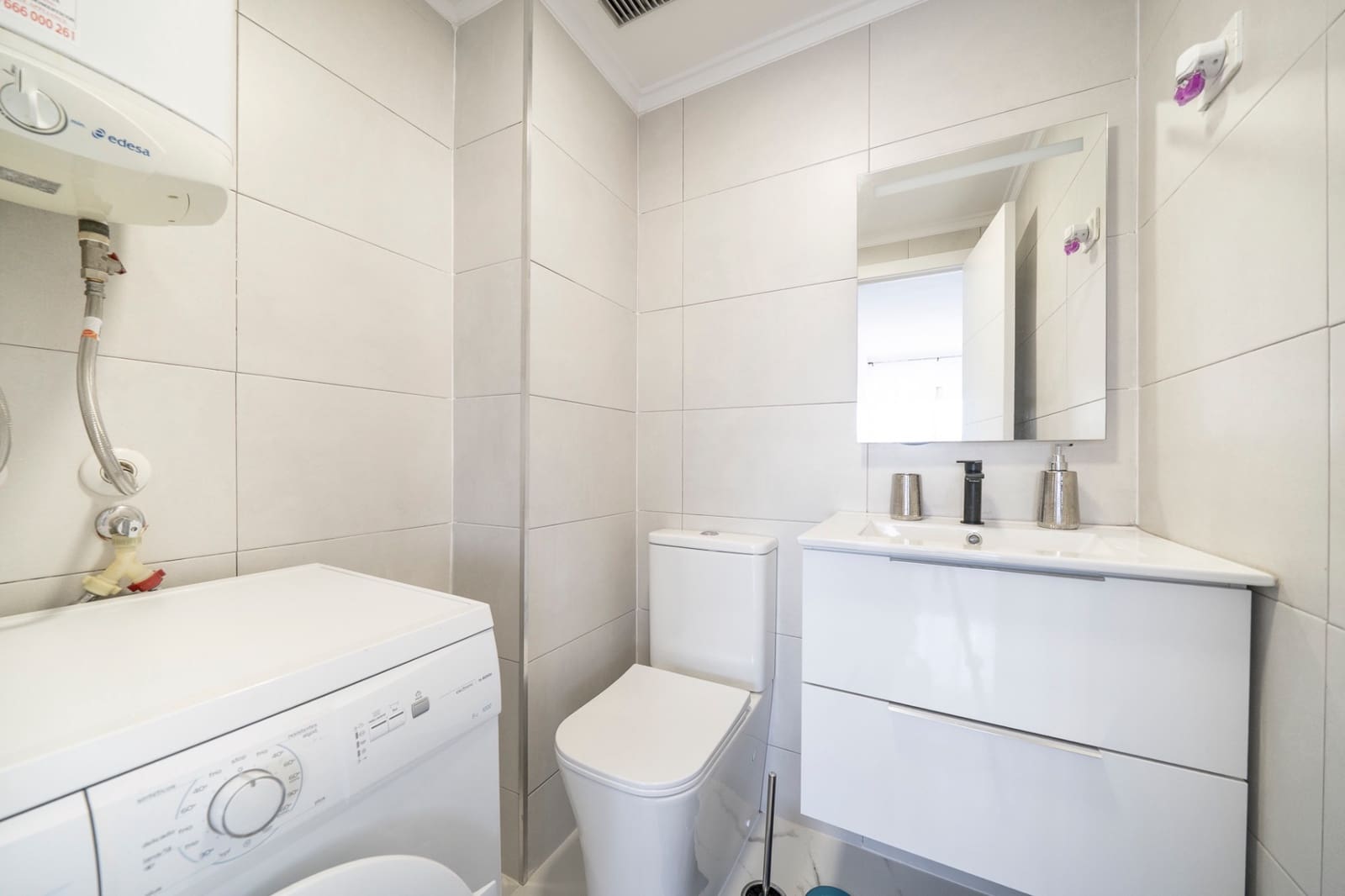2 bedroom Apartment for sale in Punta Prima with pool garage - € 245,000 (Ref: 9832942)