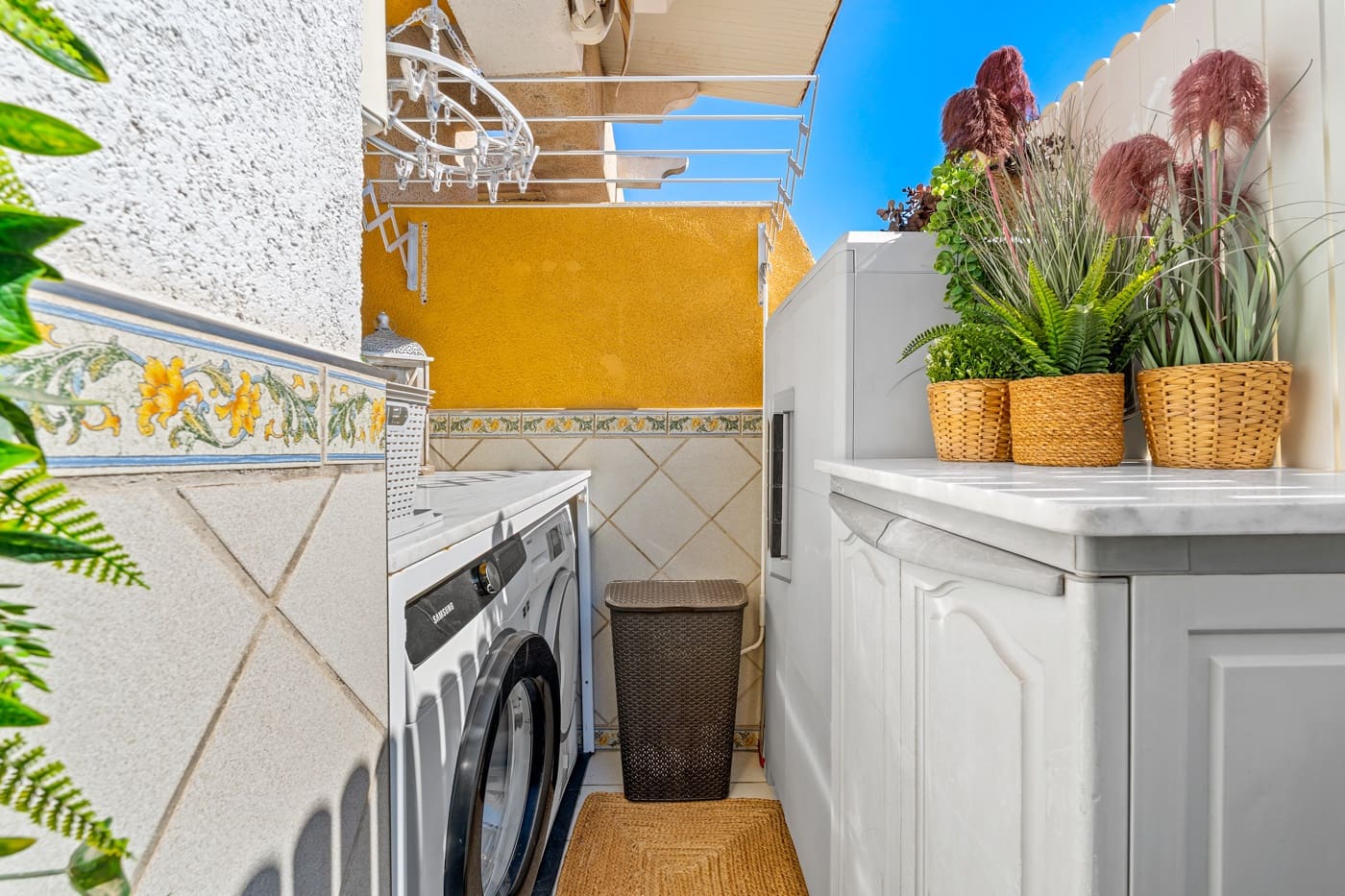 3 quarto Apartamento para venda em Torrevieja com garagem - 265 000 € (Ref: 9832961)