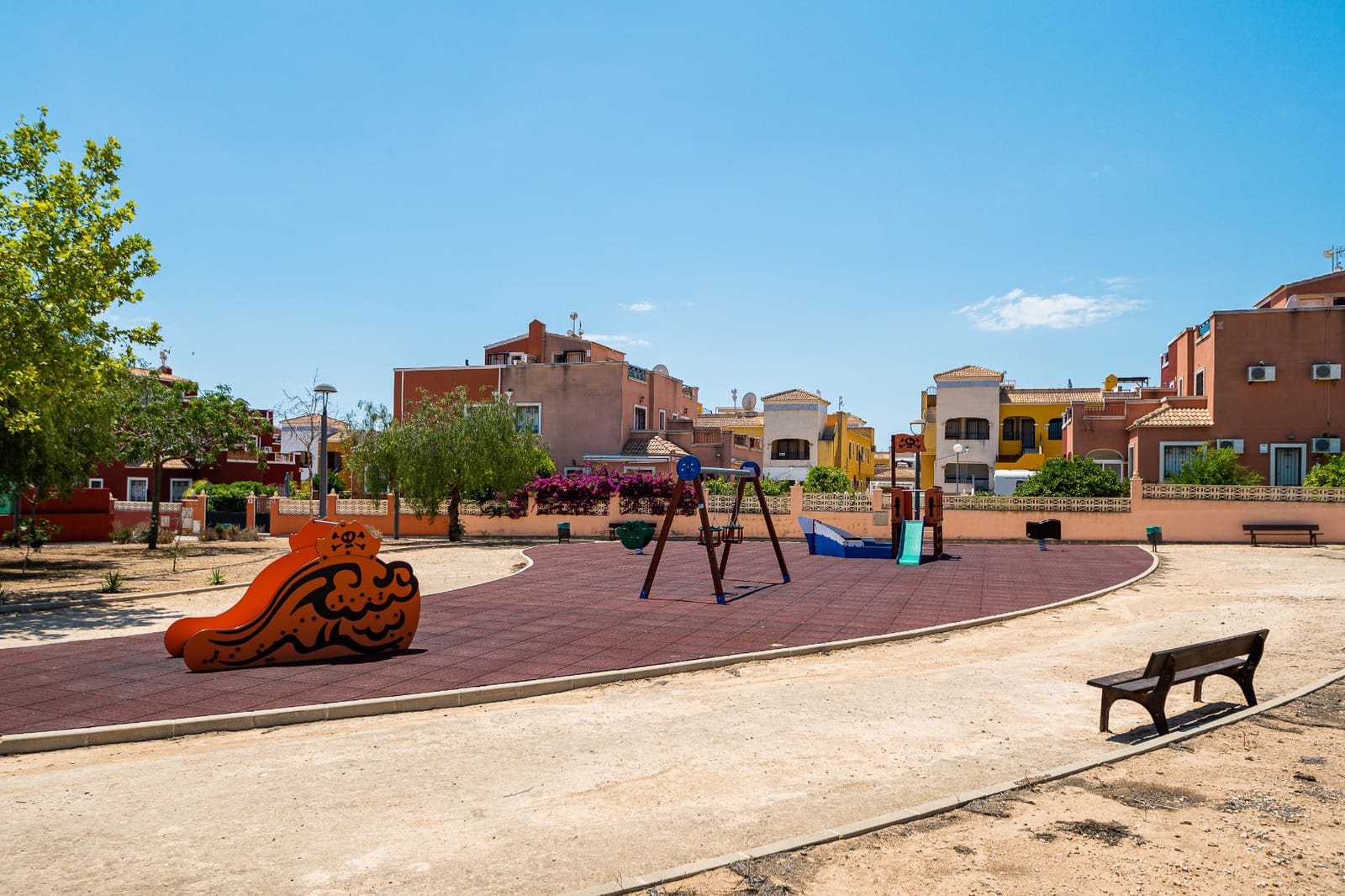 3 slaapkamer Villa te koop in Los Montesinos met zwembad garage - € 420.000 (Ref: 9832967)