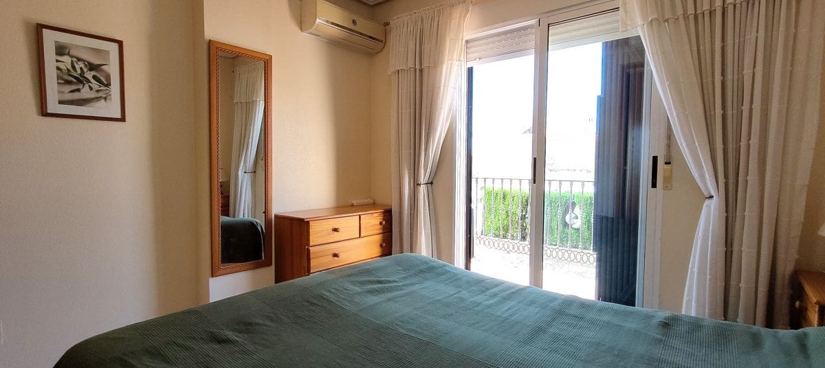 3 soverom Hus til salgs i Los Altos med svømmebasseng garasje - € 199 900 (Ref: 9840835)
