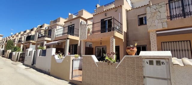 3 soverom Hus til salgs i Los Altos med svømmebasseng garasje - € 199 900 (Ref: 9840835)