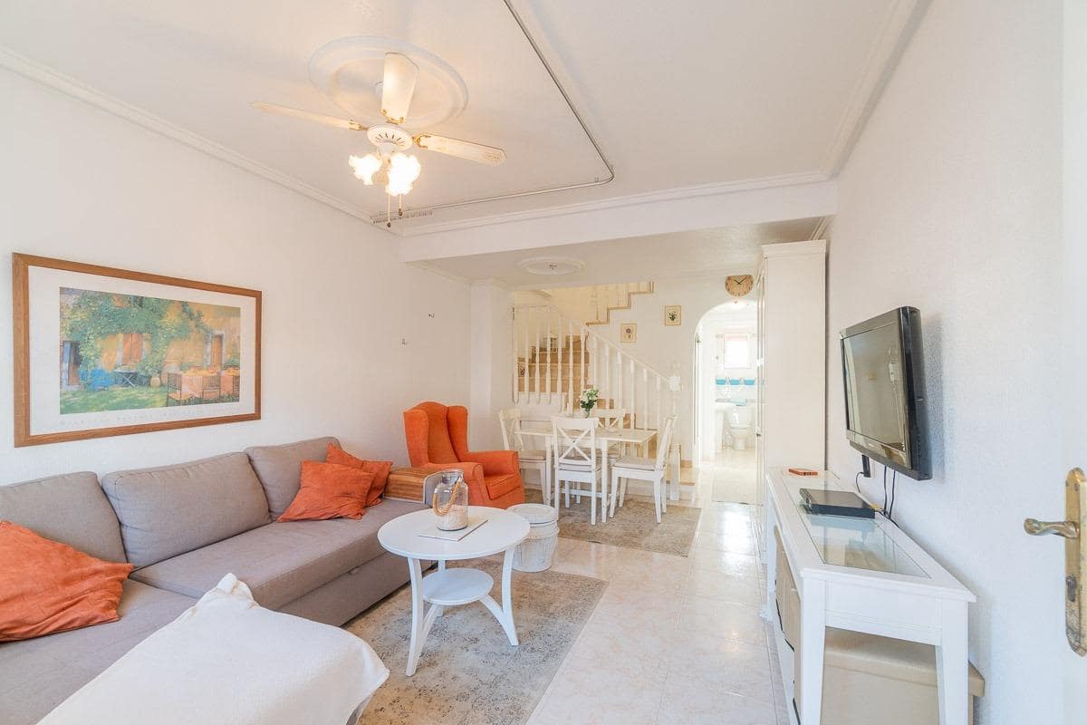 2 soveværelse Lejlighed til salg i Playa Flamenca med swimmingpool - € 195.000 (Ref: 9841650)