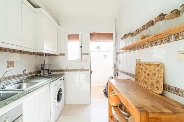 2 soveværelse Lejlighed til salg i Playa Flamenca, Orihuela med swimmingpool - € 195.000 (Ref: 9841650)