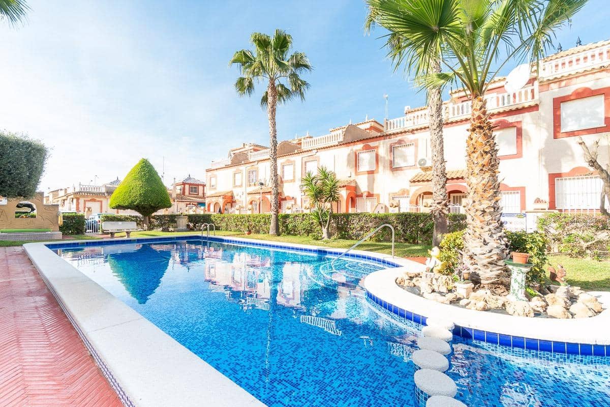 2 soveværelse Lejlighed til salg i Playa Flamenca med swimmingpool - € 195.000 (Ref: 9841650)